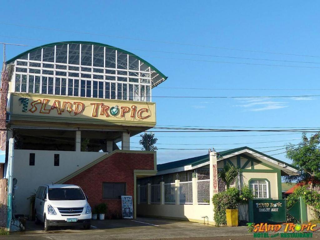 Island Tropic Hotel And Restaurant Alaminos Kültér fotó