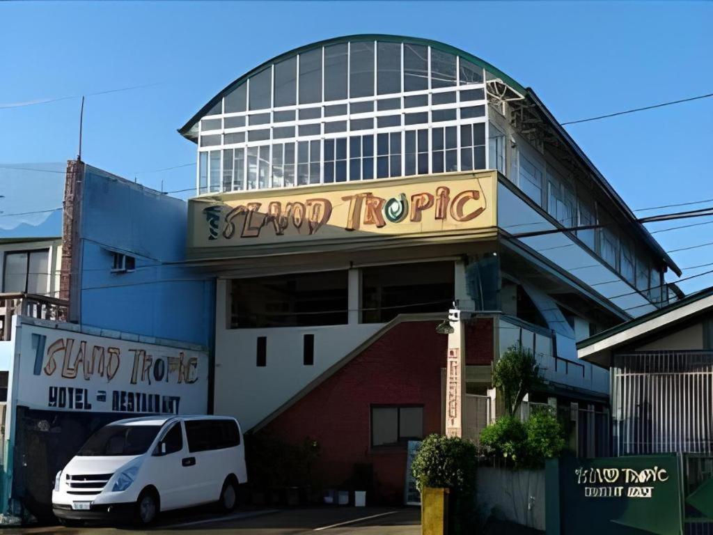 Island Tropic Hotel And Restaurant Alaminos Kültér fotó